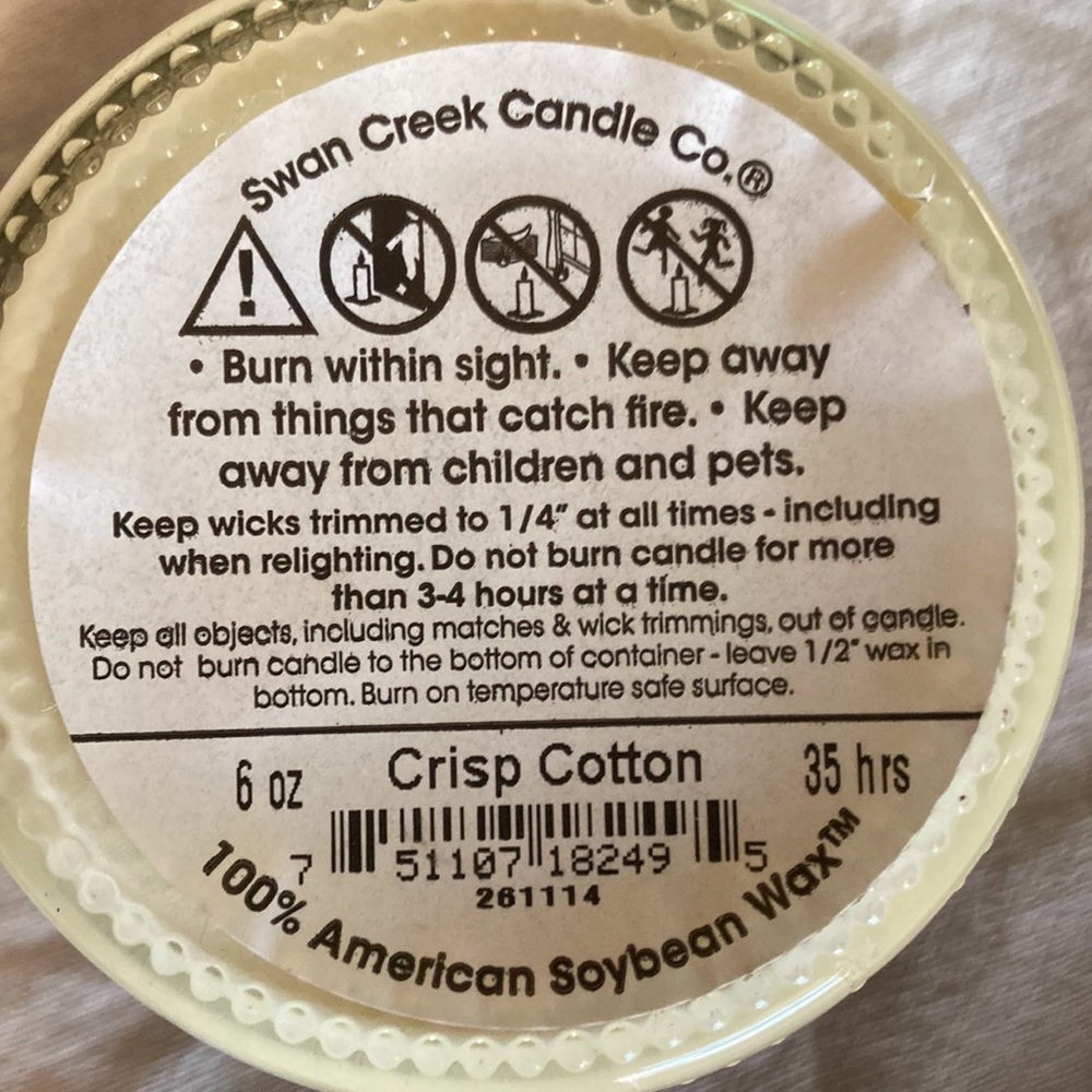 Scented Soybean Candle in a Jar - Picture 4 of 4